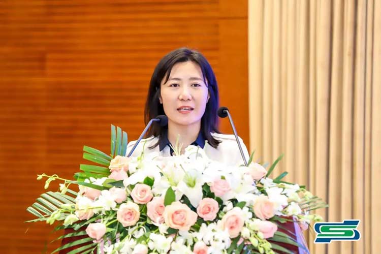 張維.jpg