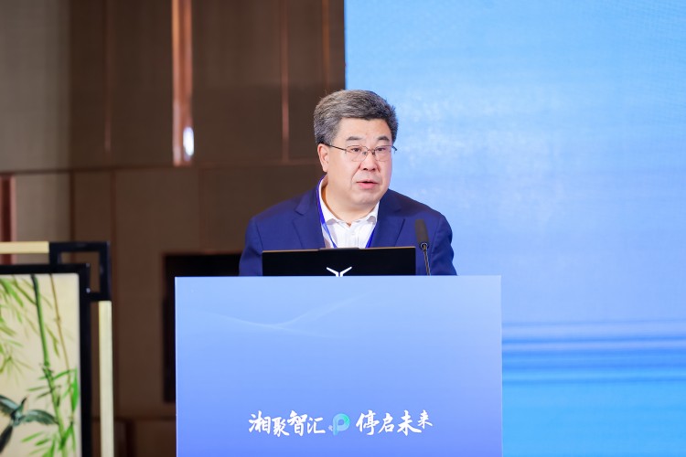 唐超.jpg