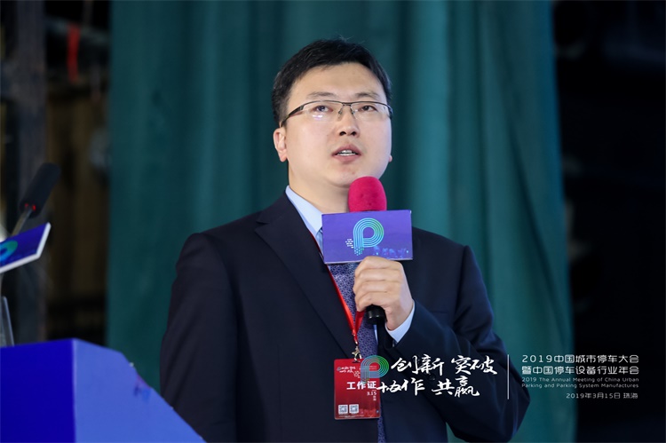 張敏.jpg